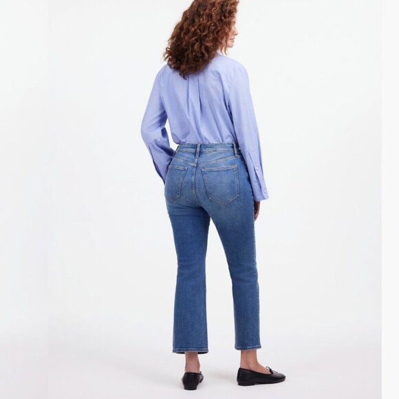 Madewell Curvy Kick Out Crop Jeans in medium blue wash size 28 - Picture 3 of 16